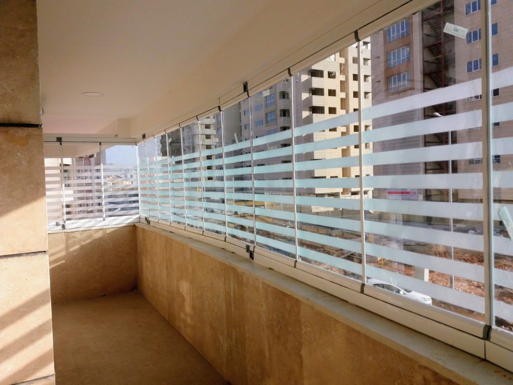 ۲۰۱۸۰۳۰۷ ۱۶۲۰۵۴~3